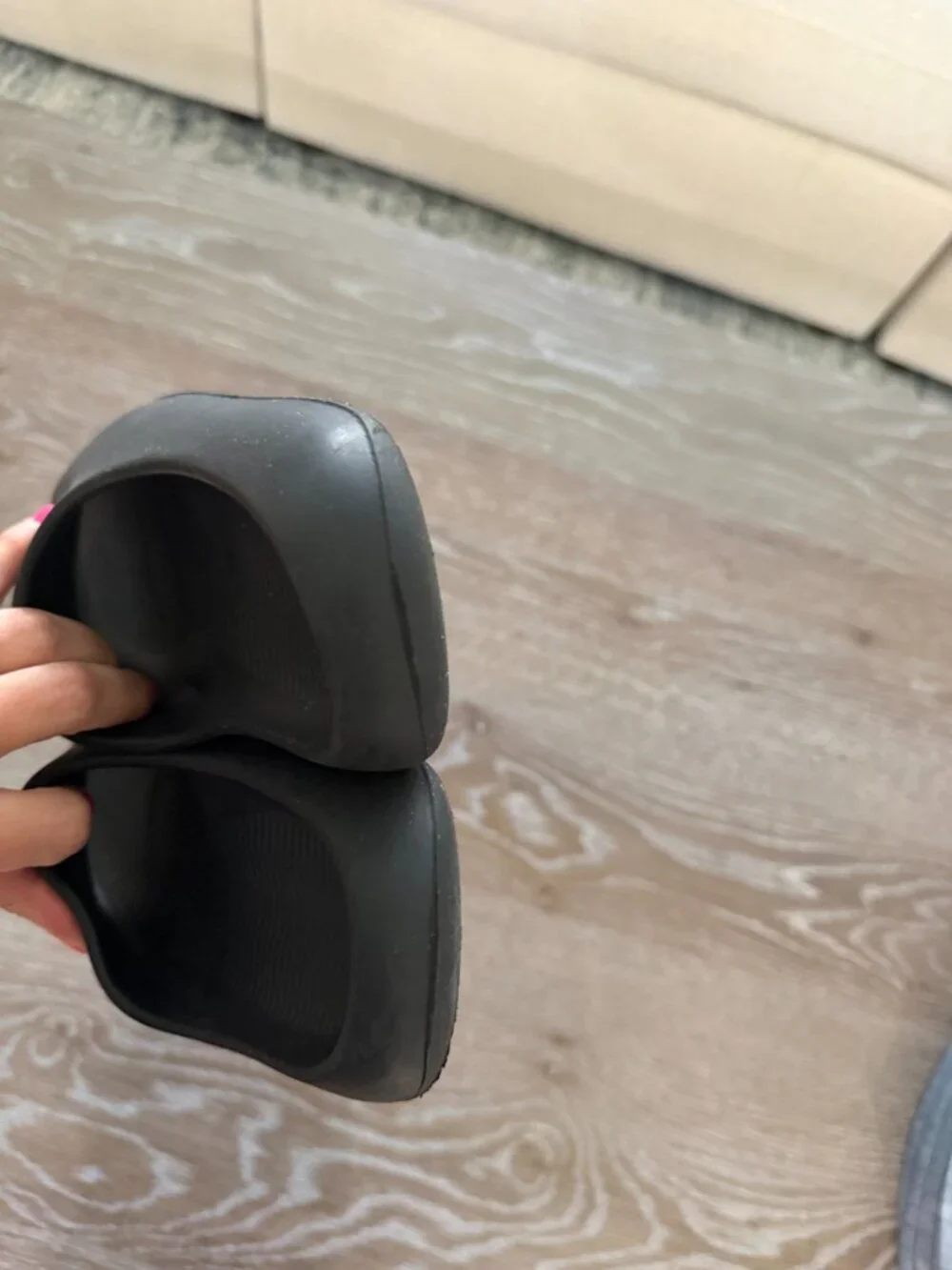 Boys Unbranded Black Cloud slides sandals size 1-2
